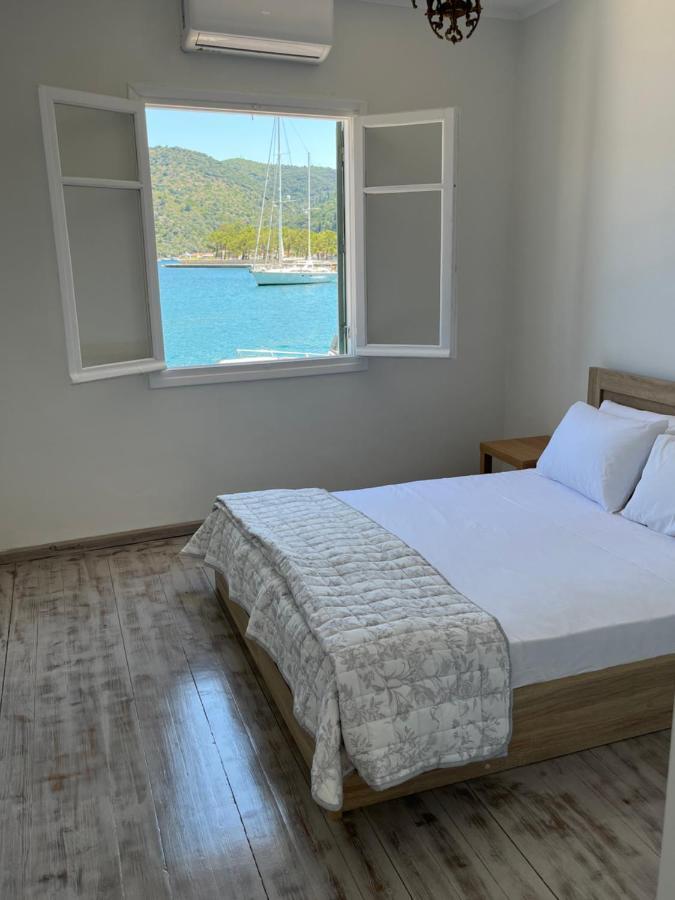 Modern Cottage On The Sea Vathy  Bagian luar foto